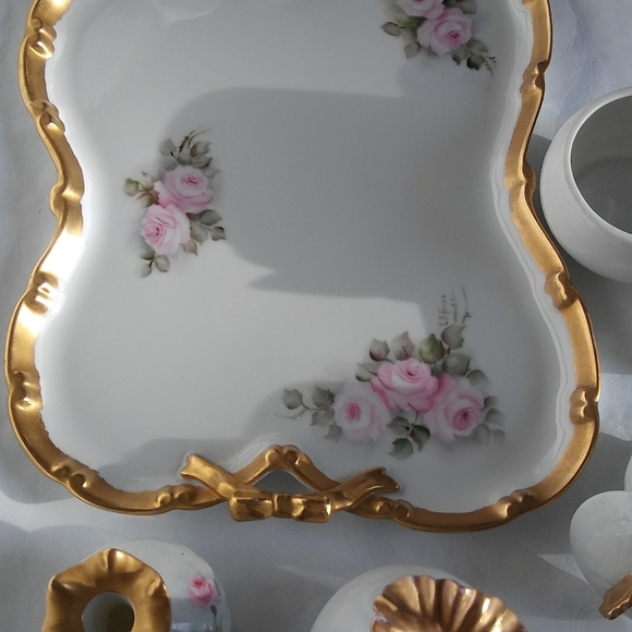 Vintage Ceramic Vanity Set - Picture 9 of 12
